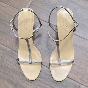 Vera Wang, silver T-strap shoes, size 7